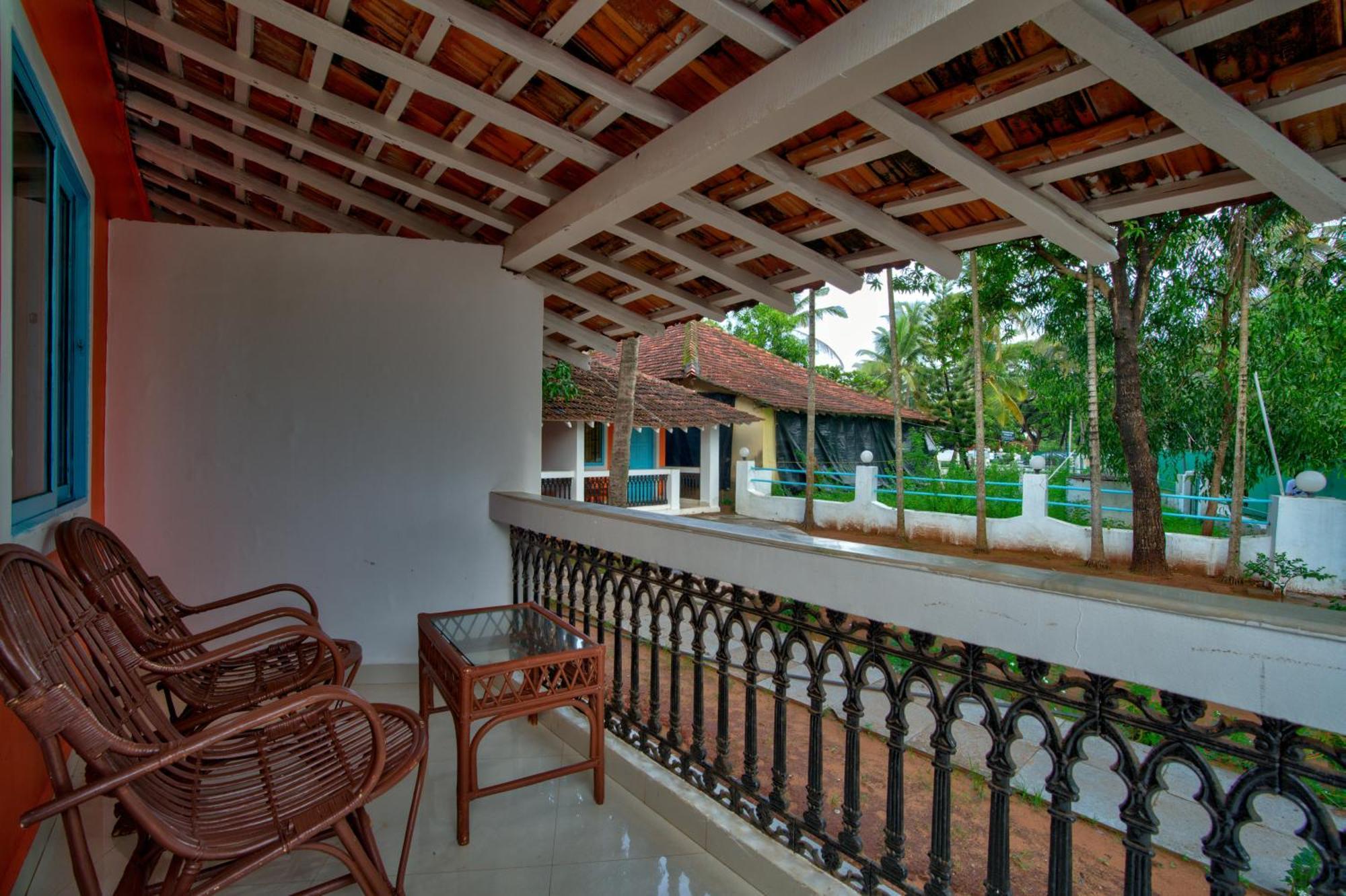 Papilio Beach Front Cottages-Tbv Baga Eksteriør billede