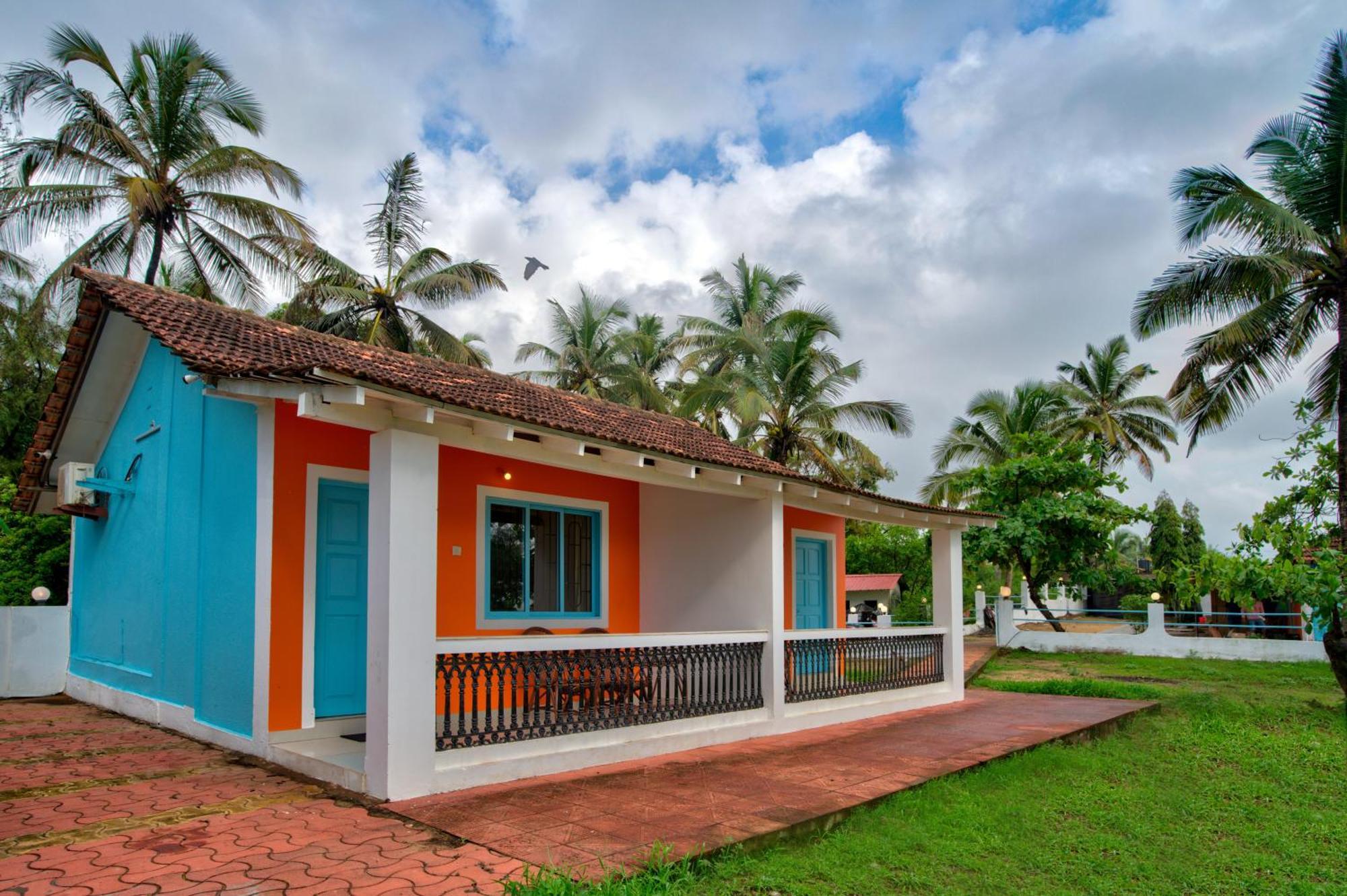 Papilio Beach Front Cottages-Tbv Baga Eksteriør billede